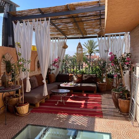 Riad Palmier Fleuri Marrakesh Exterior photo