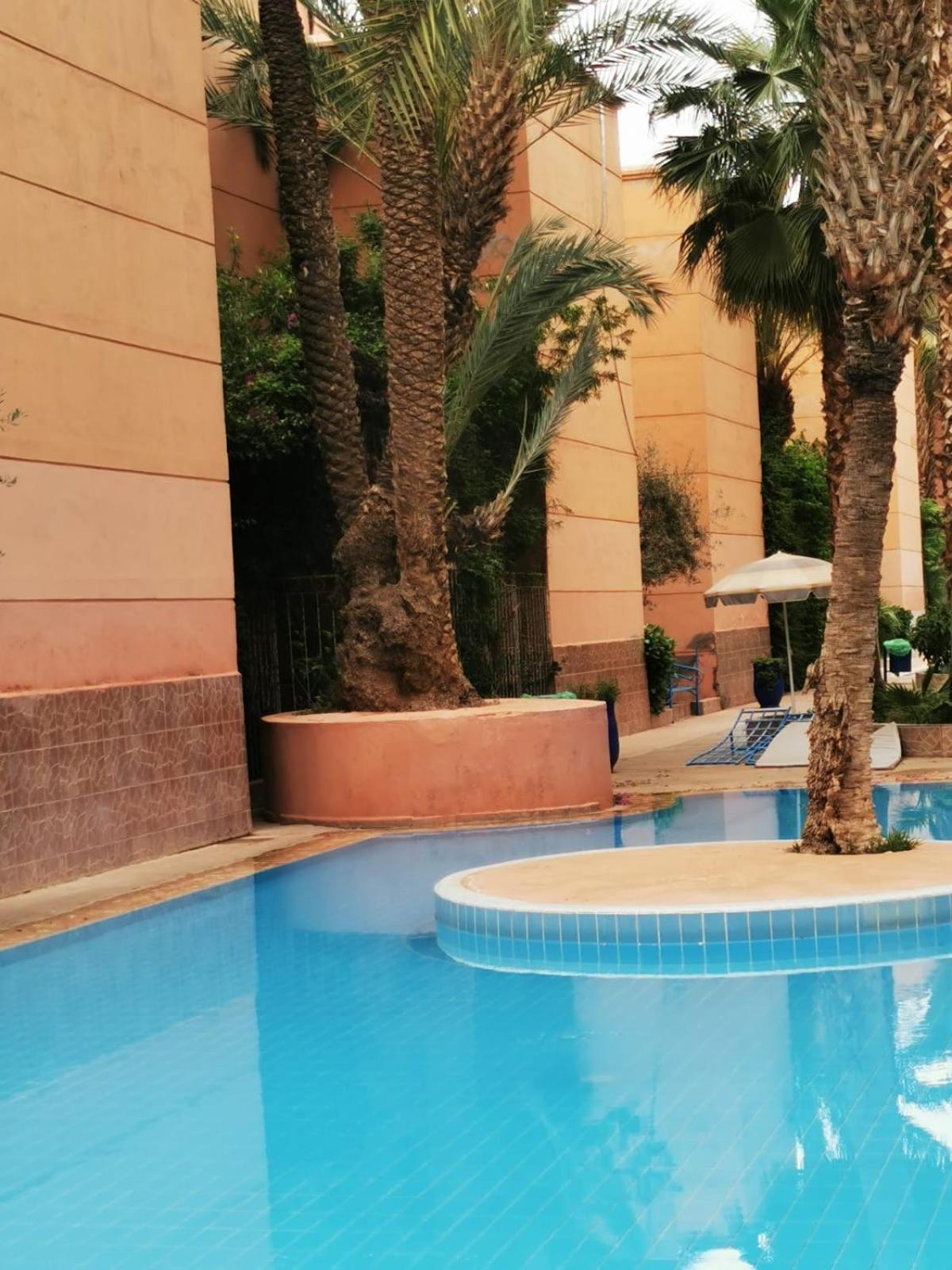 Riad Palmier Fleuri Marrakesh Exterior photo