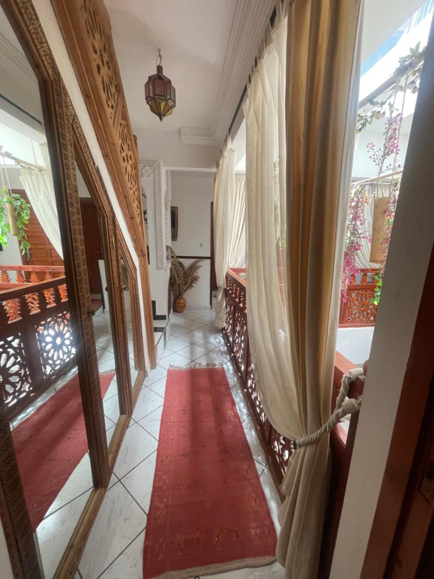 Riad Palmier Fleuri Marrakesh Exterior photo